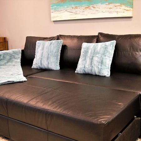 Simply Luxury Stays Ottawa Bagian luar foto