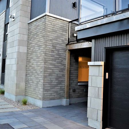Simply Luxury Stays Ottawa Bagian luar foto
