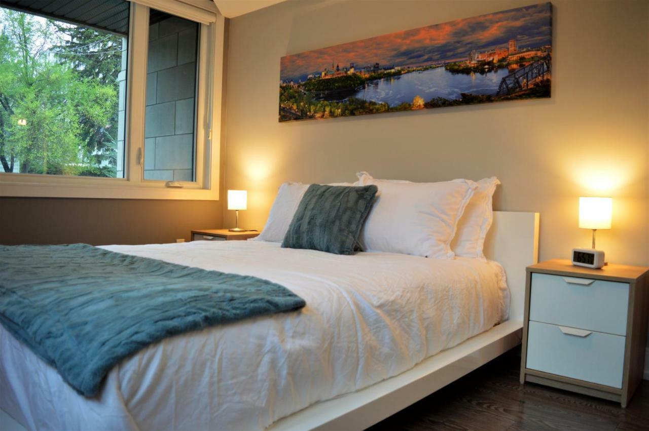 Simply Luxury Stays Ottawa Bagian luar foto